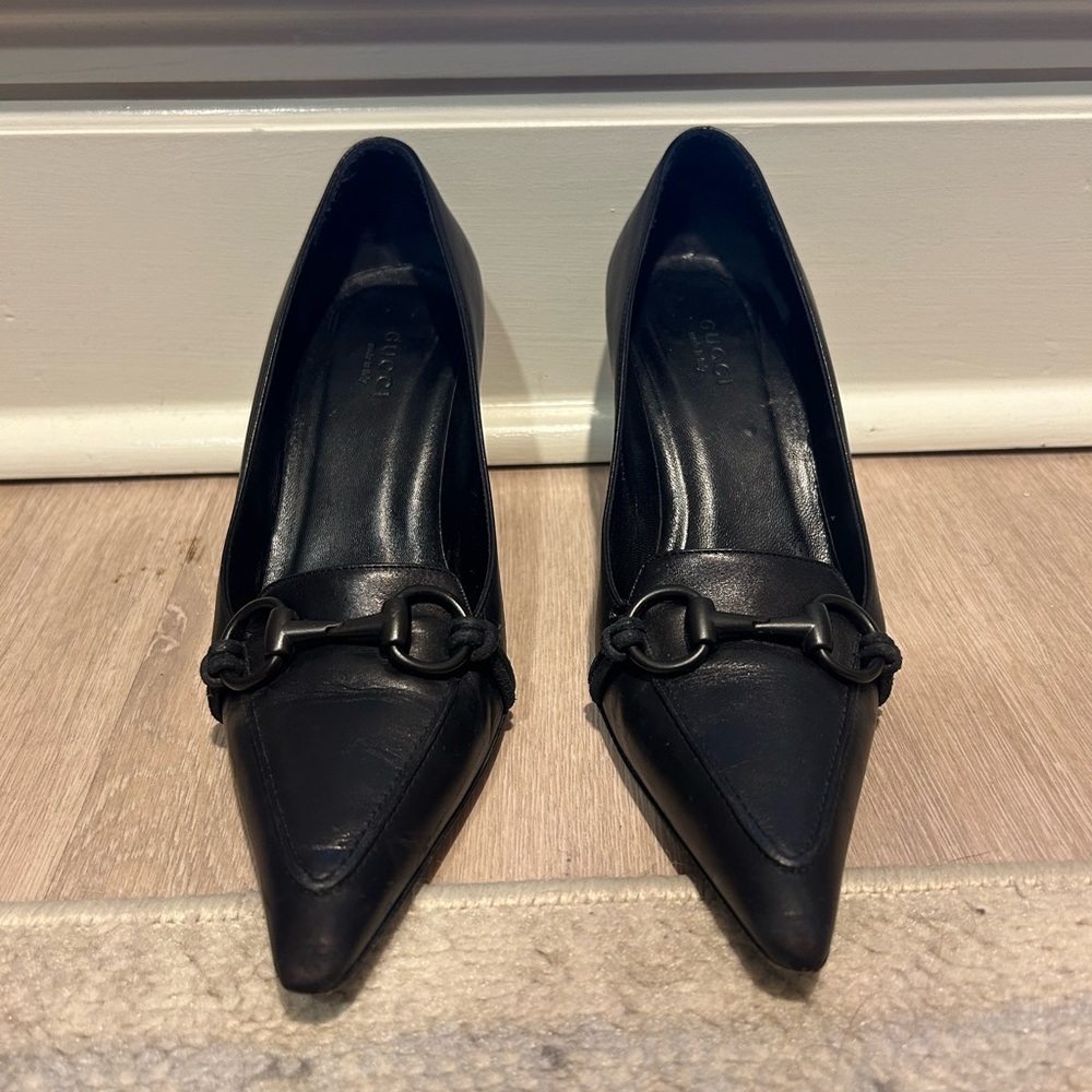 Vintage Gucci Black Heels with Iconic Horsebit Detail